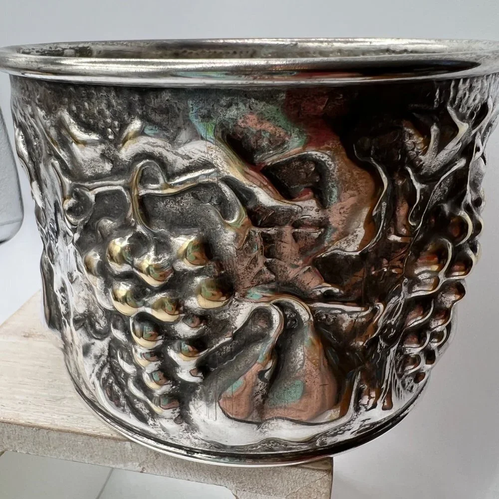 De Uberti Italy Silver Plated Majolica Wine Bottle Coaster Grapes Pears